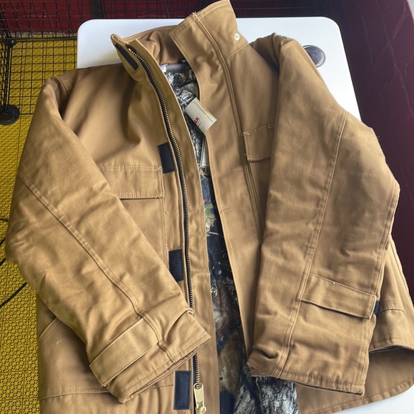 XLG Tall Blaze Tex Jacket by Majestic - Picture 2 of 3